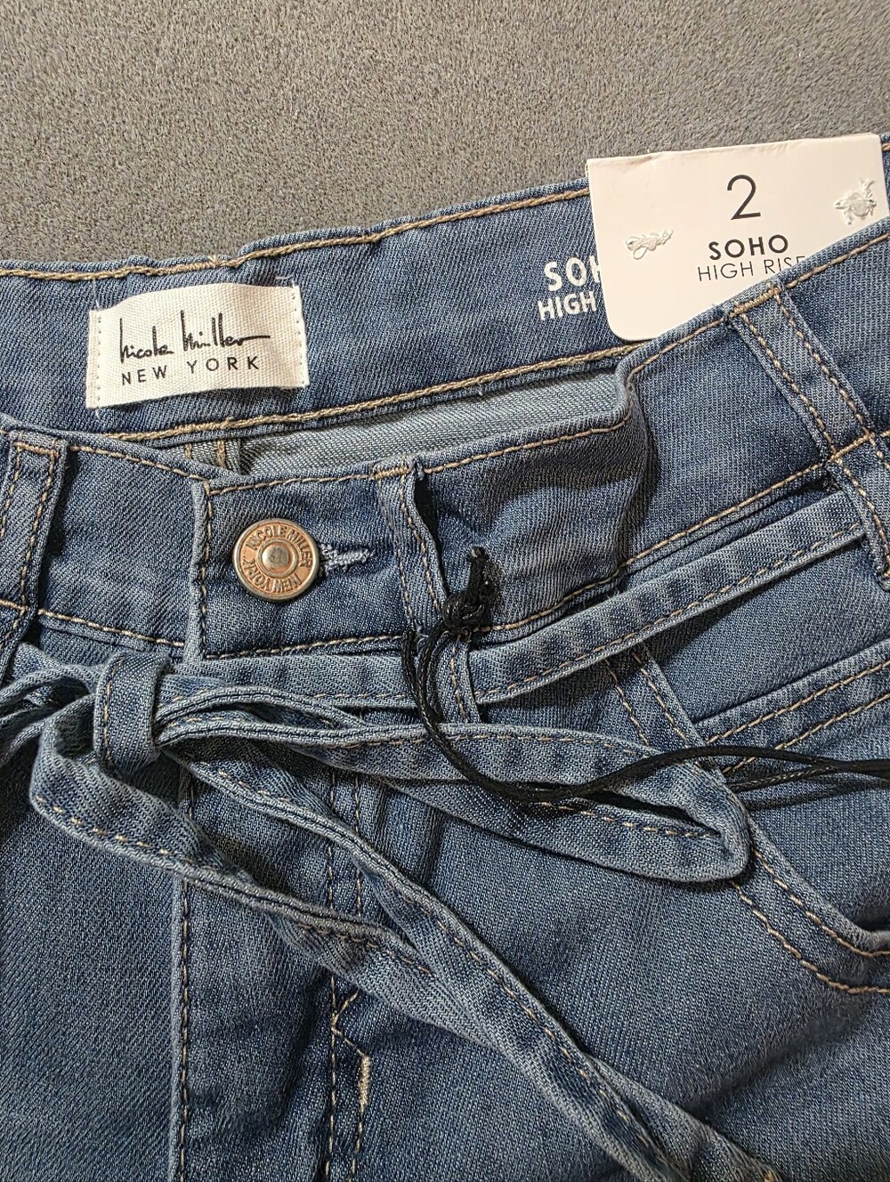Nicole Miller Soho Light Blue Denim Drawstring Jean Shorts - Picture 2 of 5